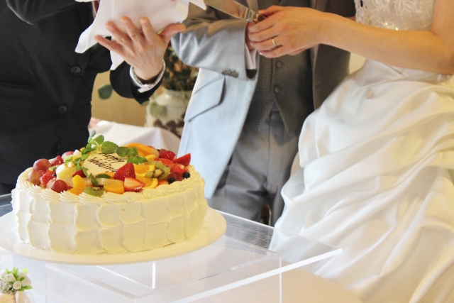 結婚式のケーキカット