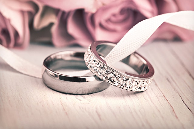 ダイヤの結婚指輪
