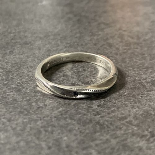 久保田さんの婚約指輪（4°C）