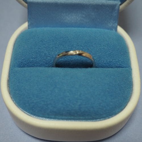 Kともみさんの結婚指輪